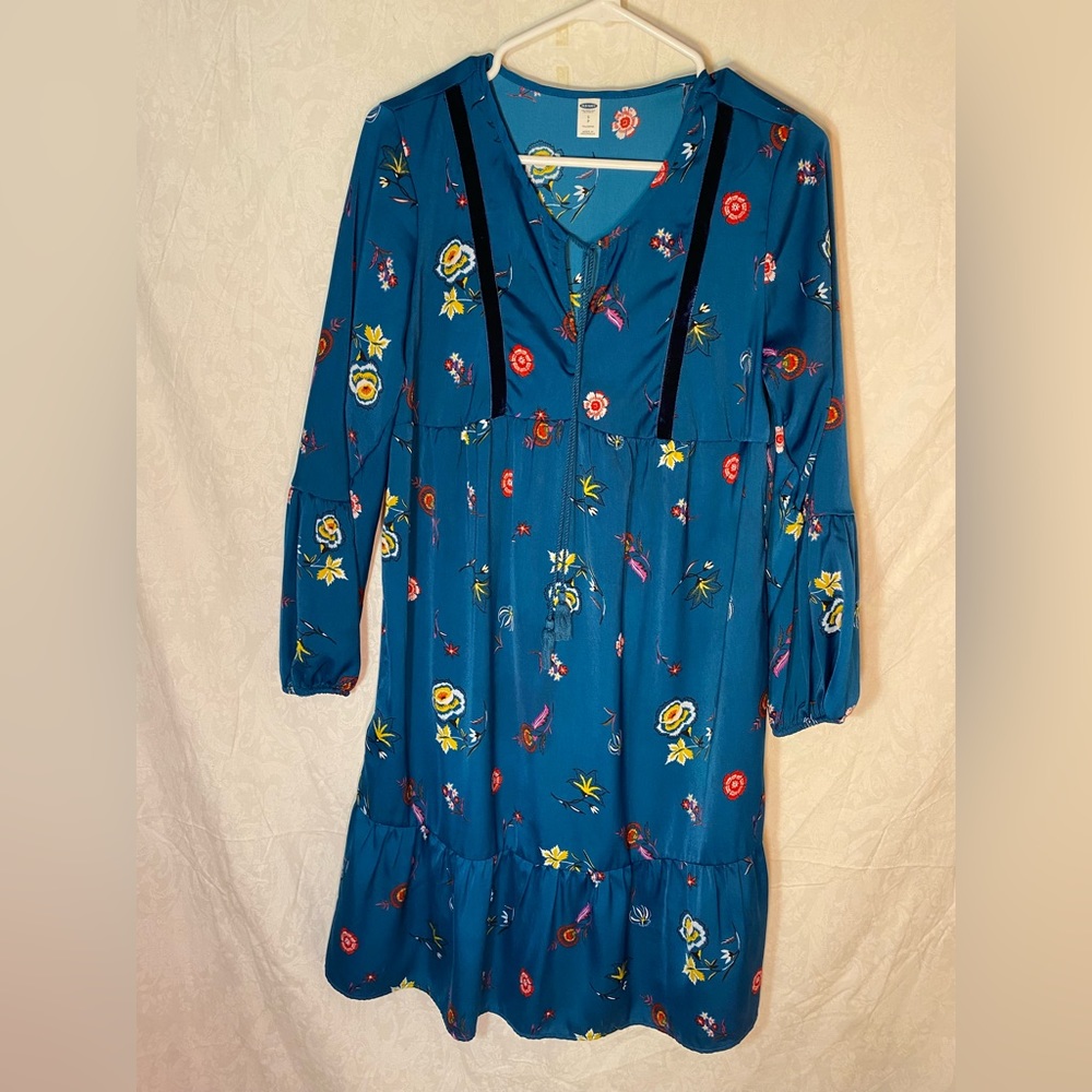 Old Navy boho knee length dress.